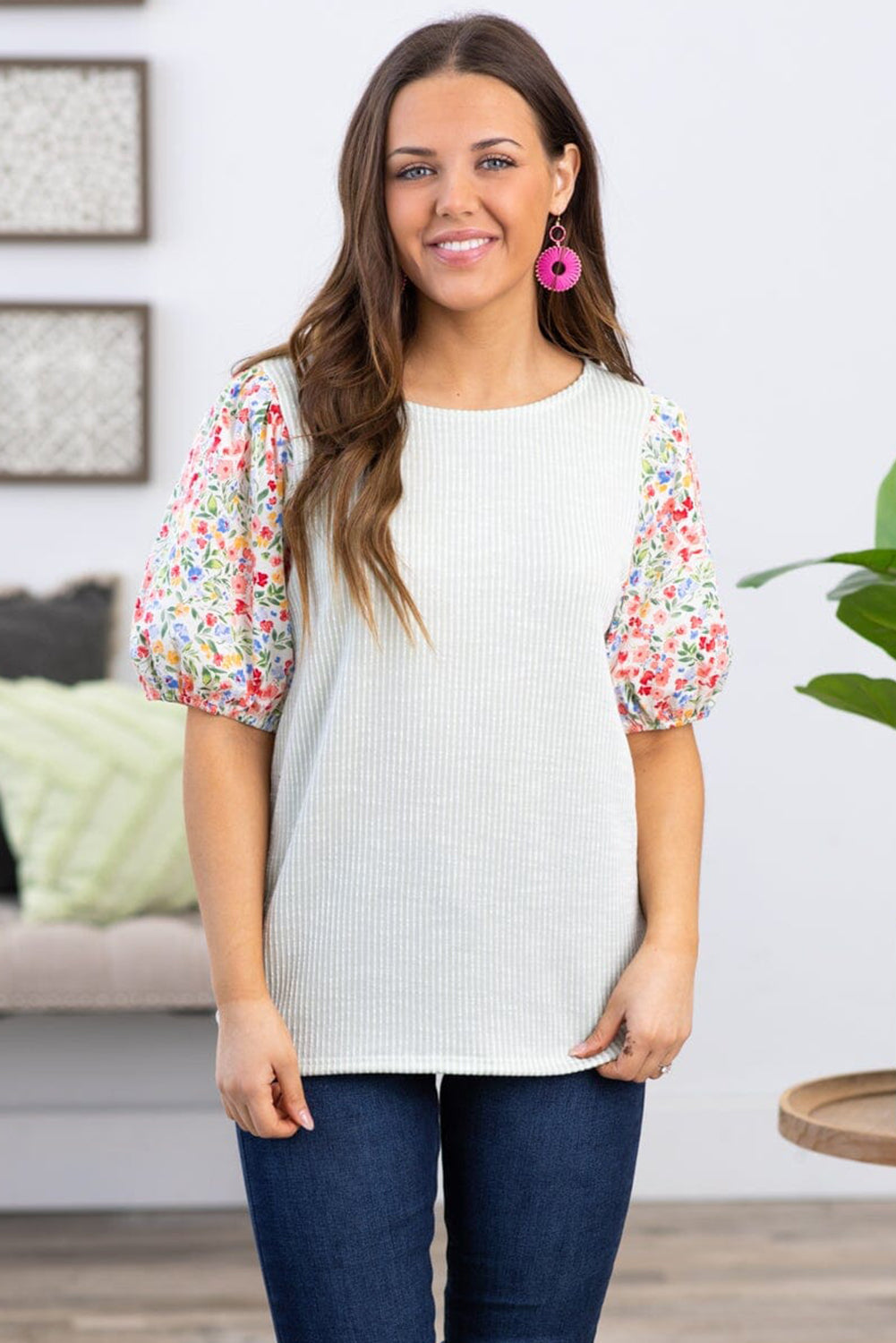 Chic floral puff sleeve plus size ribbed knit blouse in white