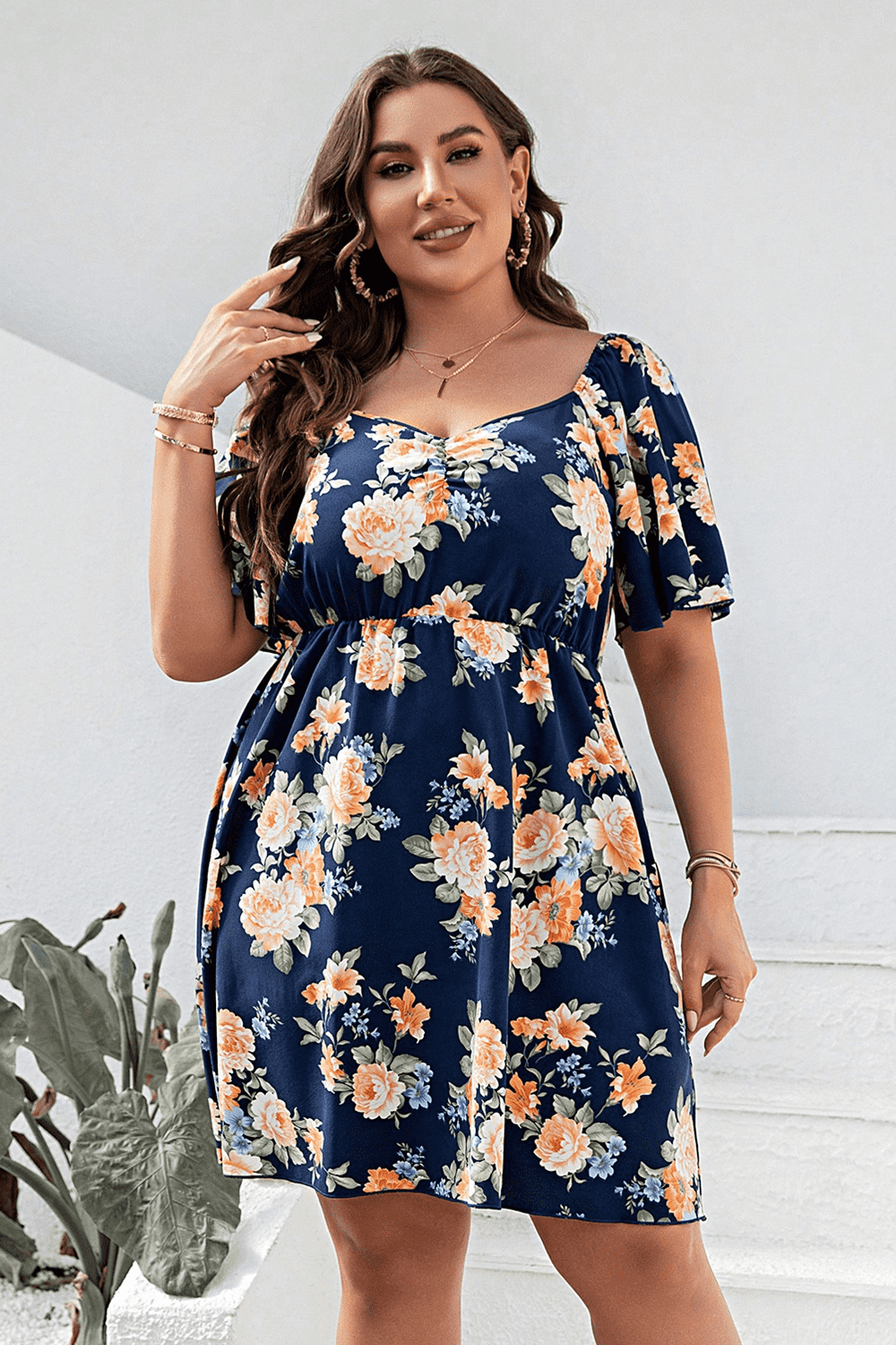 Plus Size Floral Print V-Neck Flutter Sleeve Mini DressUpgrade Your Style with Our Plus Size Floral Print V-Neck Flutter Sleeve Mini Dress!
 
 
Floral Elegance: Stand out in a classy floral pattern that exudes charm and Love Salve -Neck Flutter Sleeve Mini Dressplus