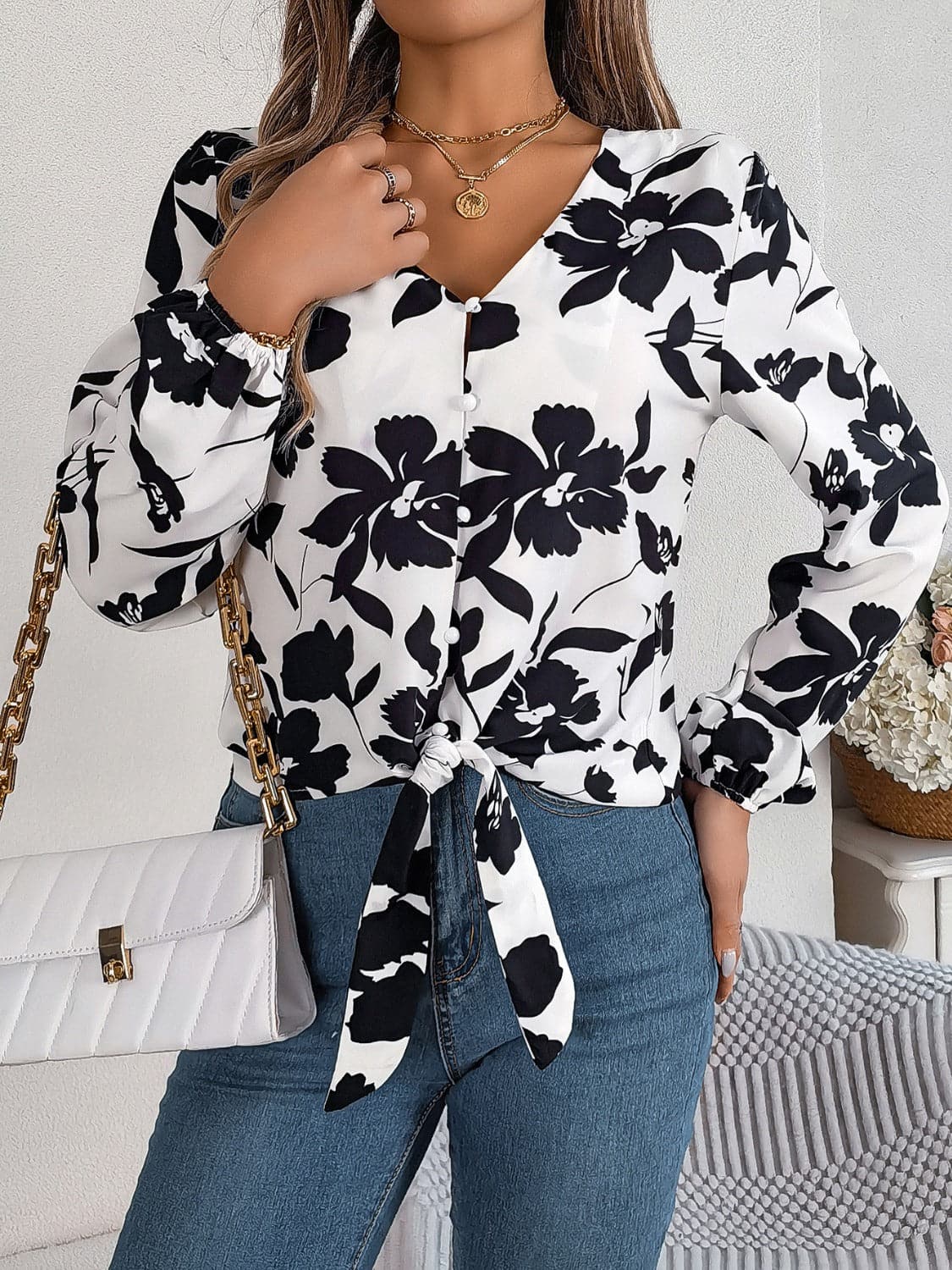 Printed V-Neck Long Sleeve Blouse.