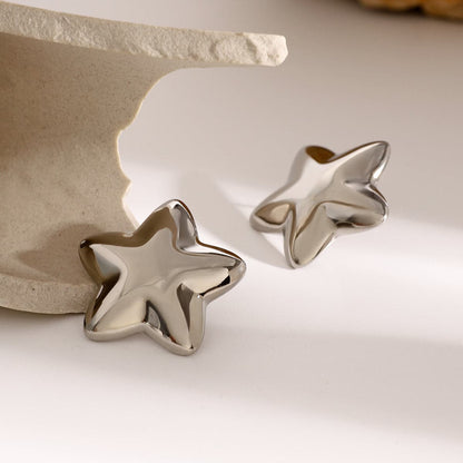 Elegant 18K gold-plated star stud earrings in stainless steel