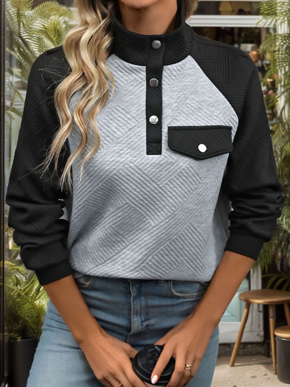 Contrast Textured Long Sleeve Sweatshirt.