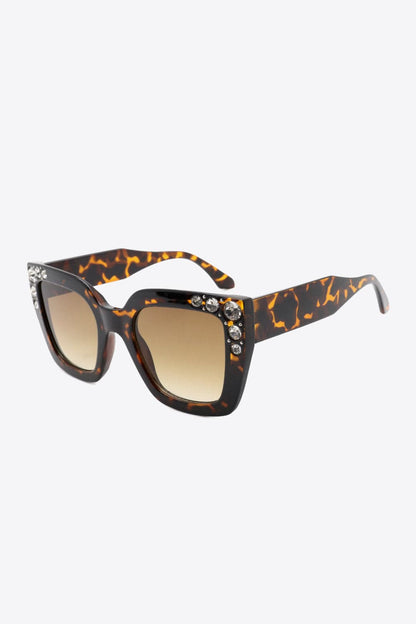 Inlaid Rhinestone Polycarbonate Sunglasses.