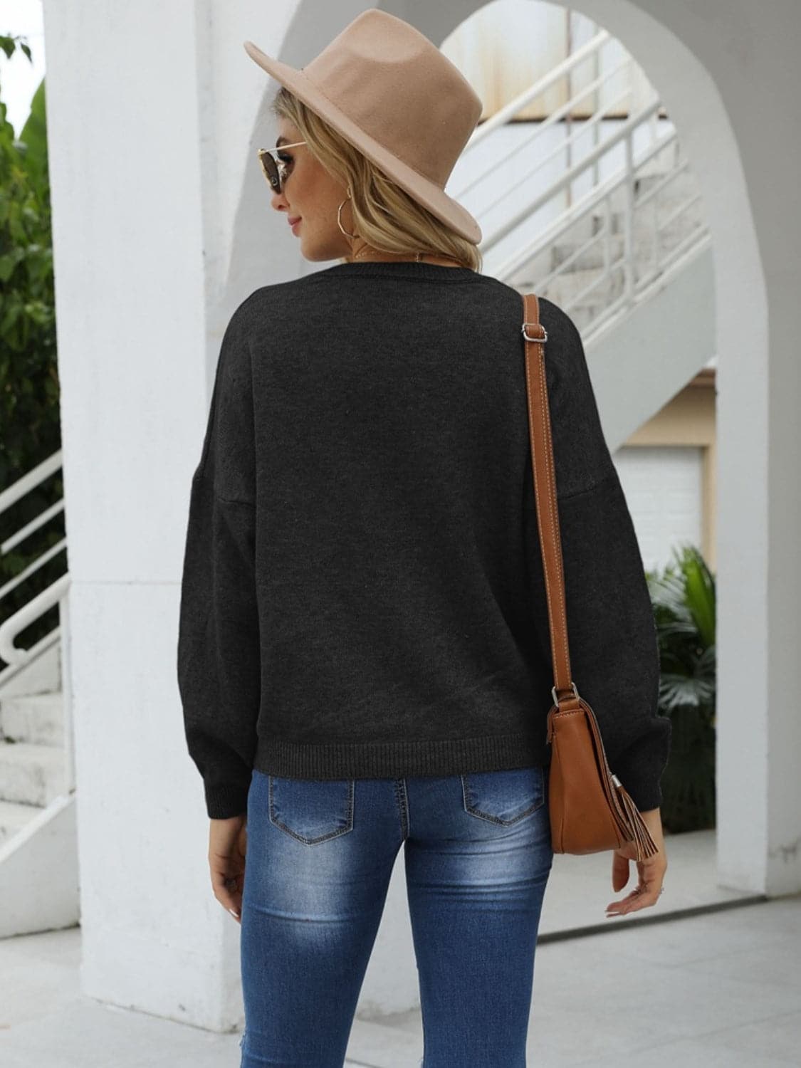 Round Neck Long Sleeve Sweater.