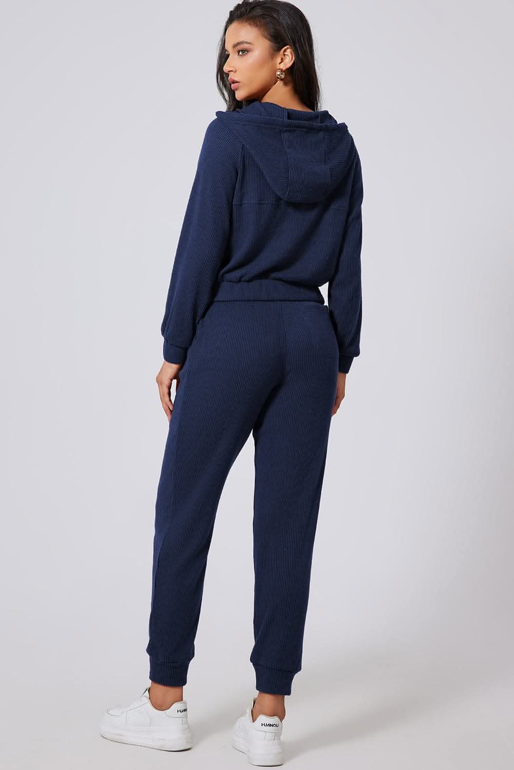 Cozy activewear hoodie and joggers set - Love Salve 