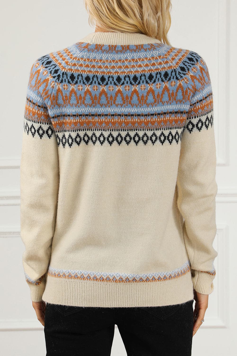 Geometric Round Neck Long Sleeve Sweater.