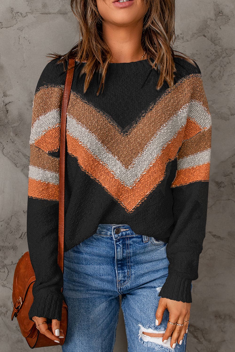 Contrast Round Neck Dropped Shoulder Sweater.