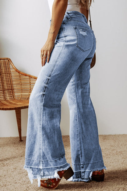 Chic raw hem bootcut jeans with functional pockets