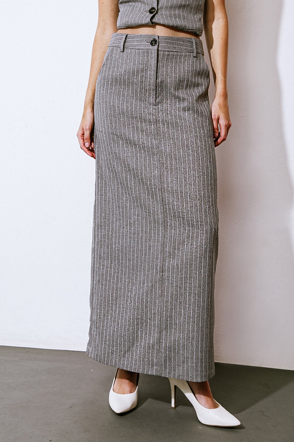 GET TO THE POINT WOVEN MIDI SKIRT