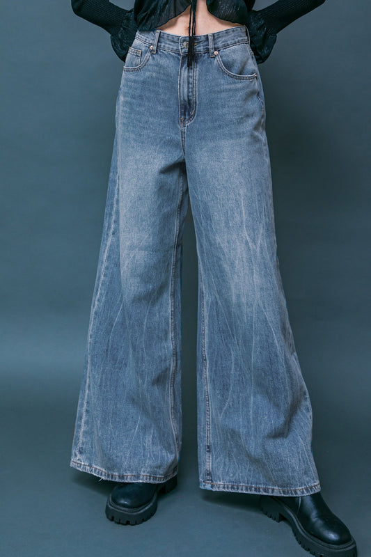 DARING TREND WASHED DENIM PANTS Flying Tomato