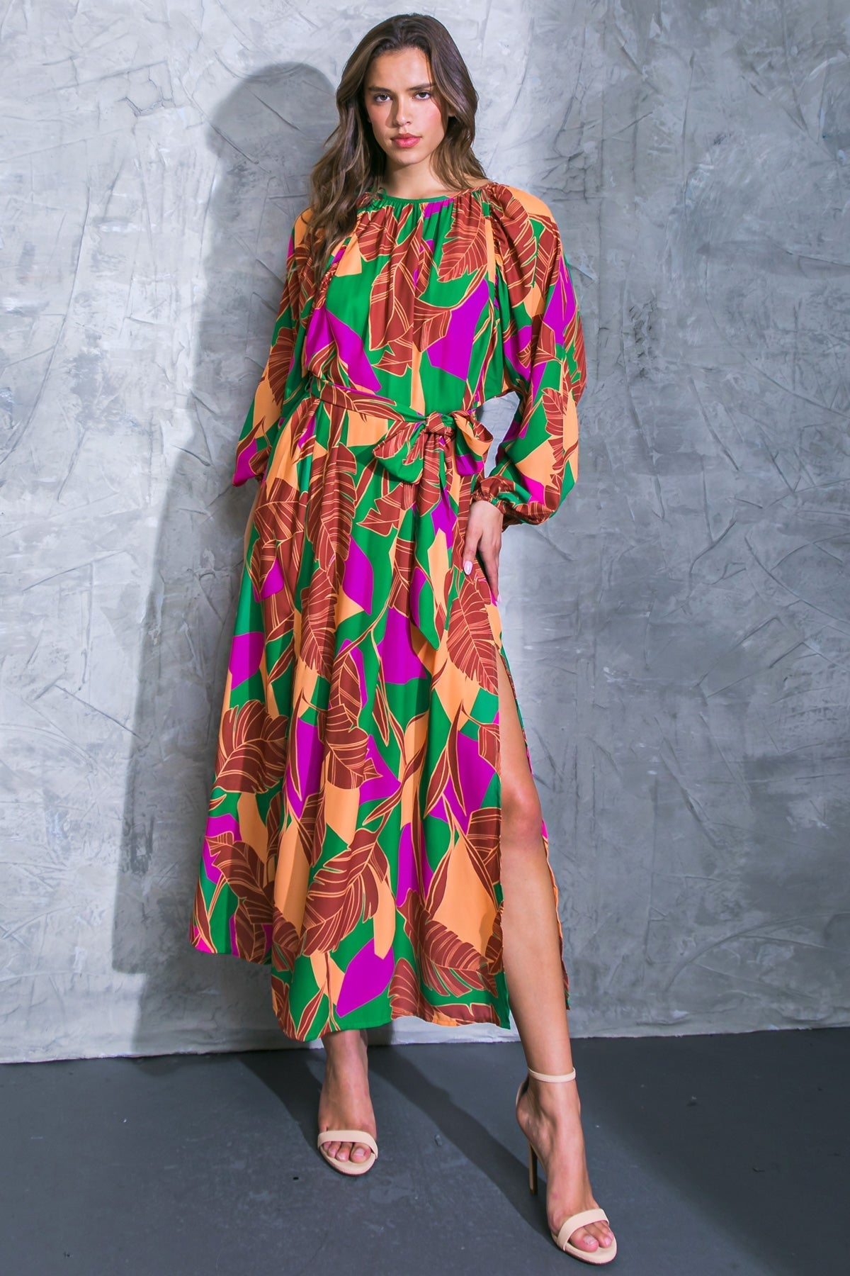 CUE THE CHIC WOVEN MIDI DRESS Flying Tomato