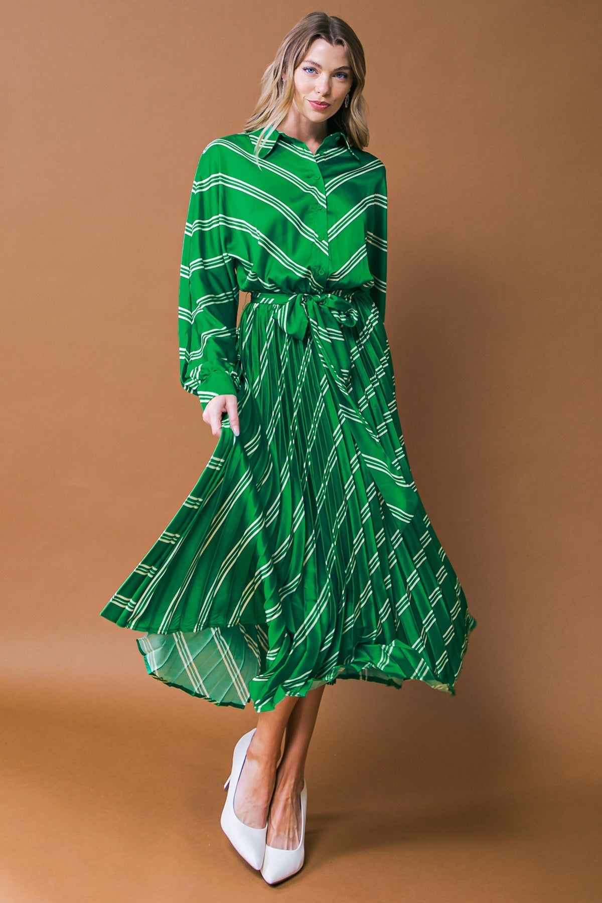 BEST OF EVERYTHING WOVEN MIDI DRESS Flying Tomato