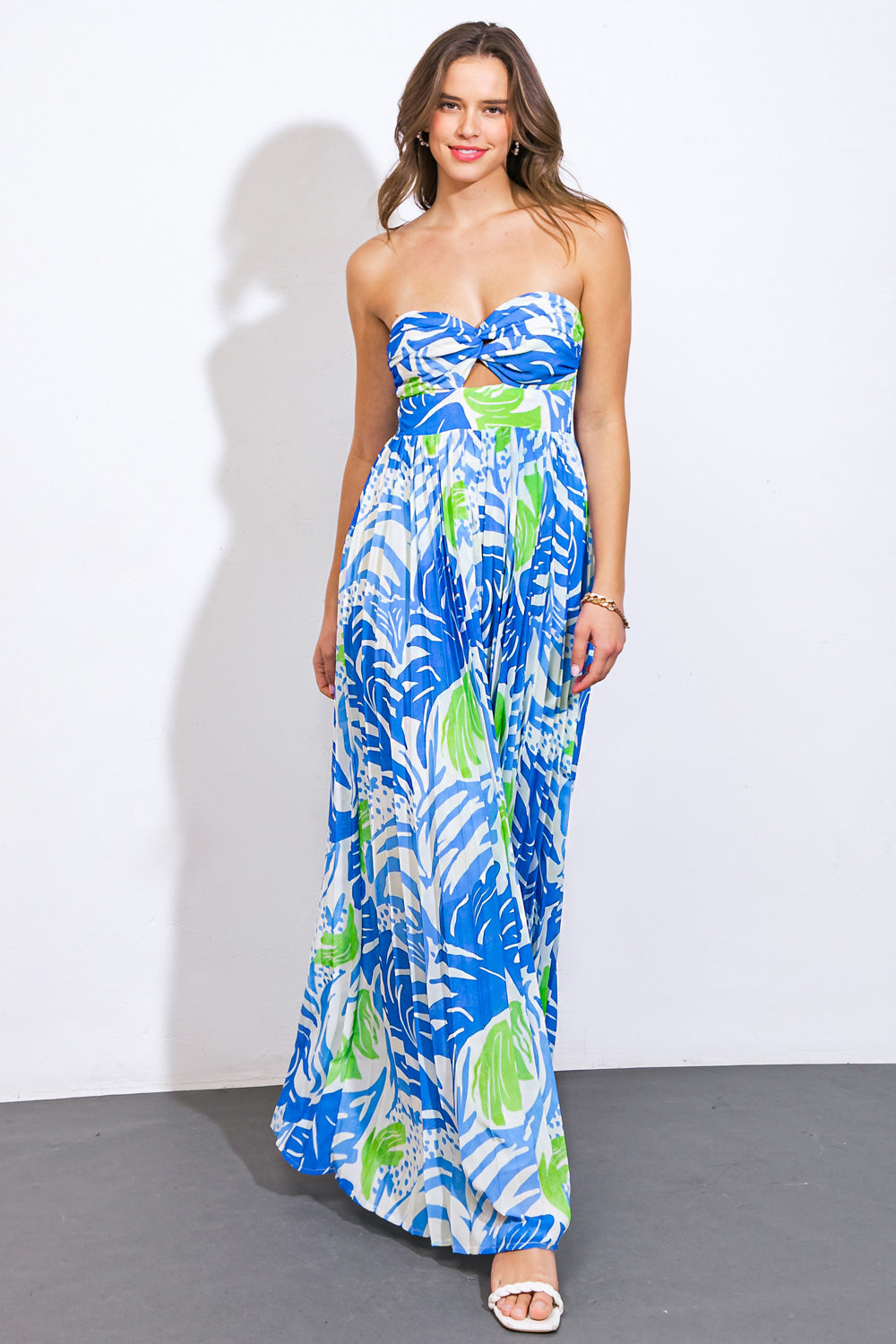 GIVE ME YOUR ATTENTION WOVEN JUMPSUIT Flying Tomato