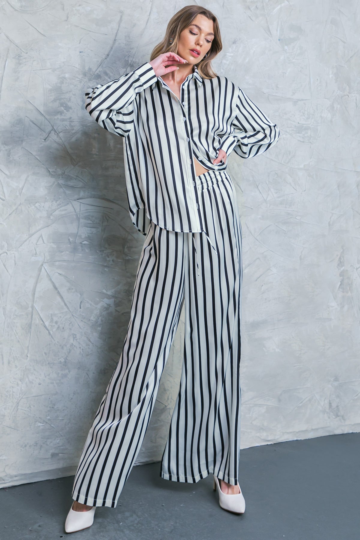 NOTHING TO REGRET SATIN WOVEN TOP Flying Tomato