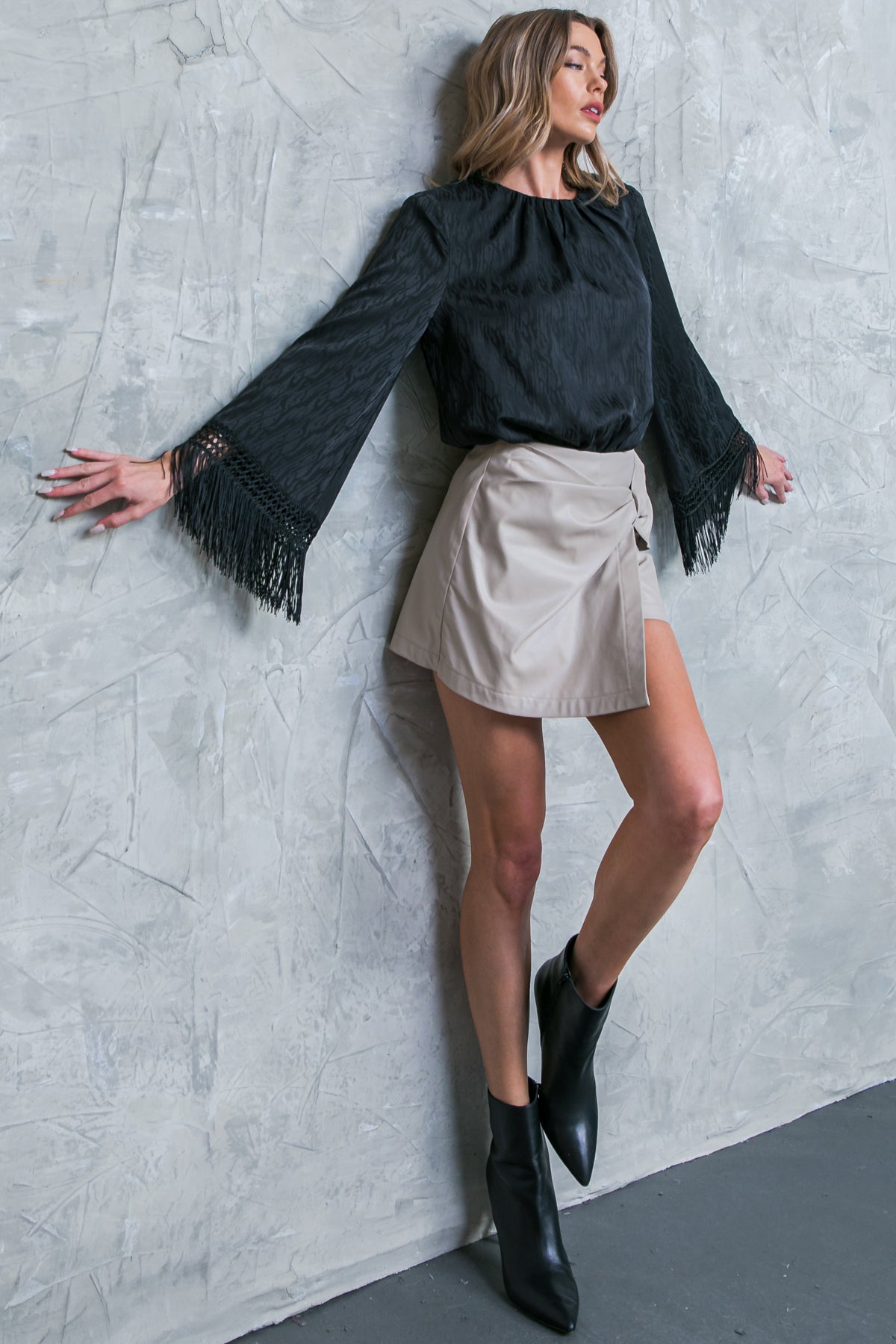 LOVE EVERY DAY WOVEN BODYSUIT Flying Tomato