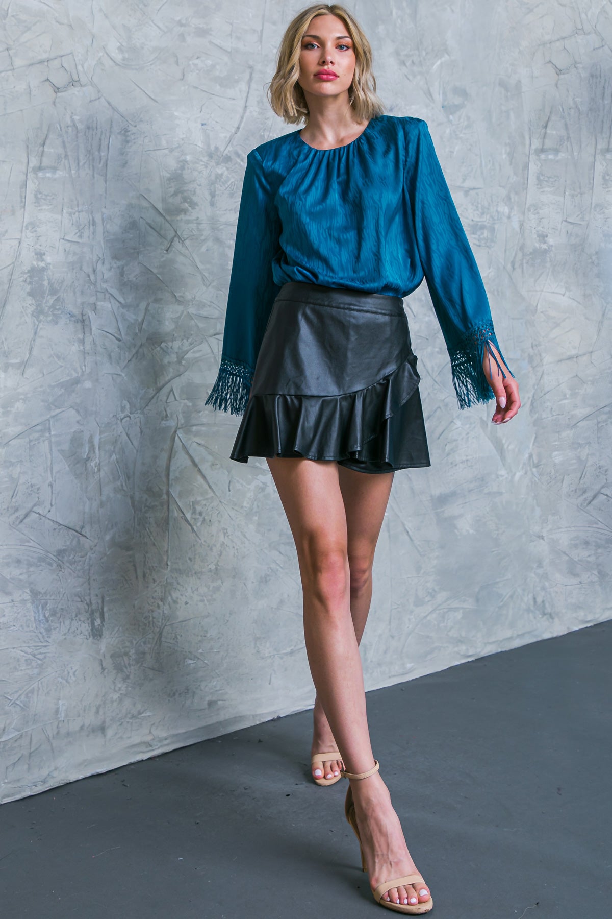 LOVE EVERY DAY WOVEN BODYSUIT Flying Tomato