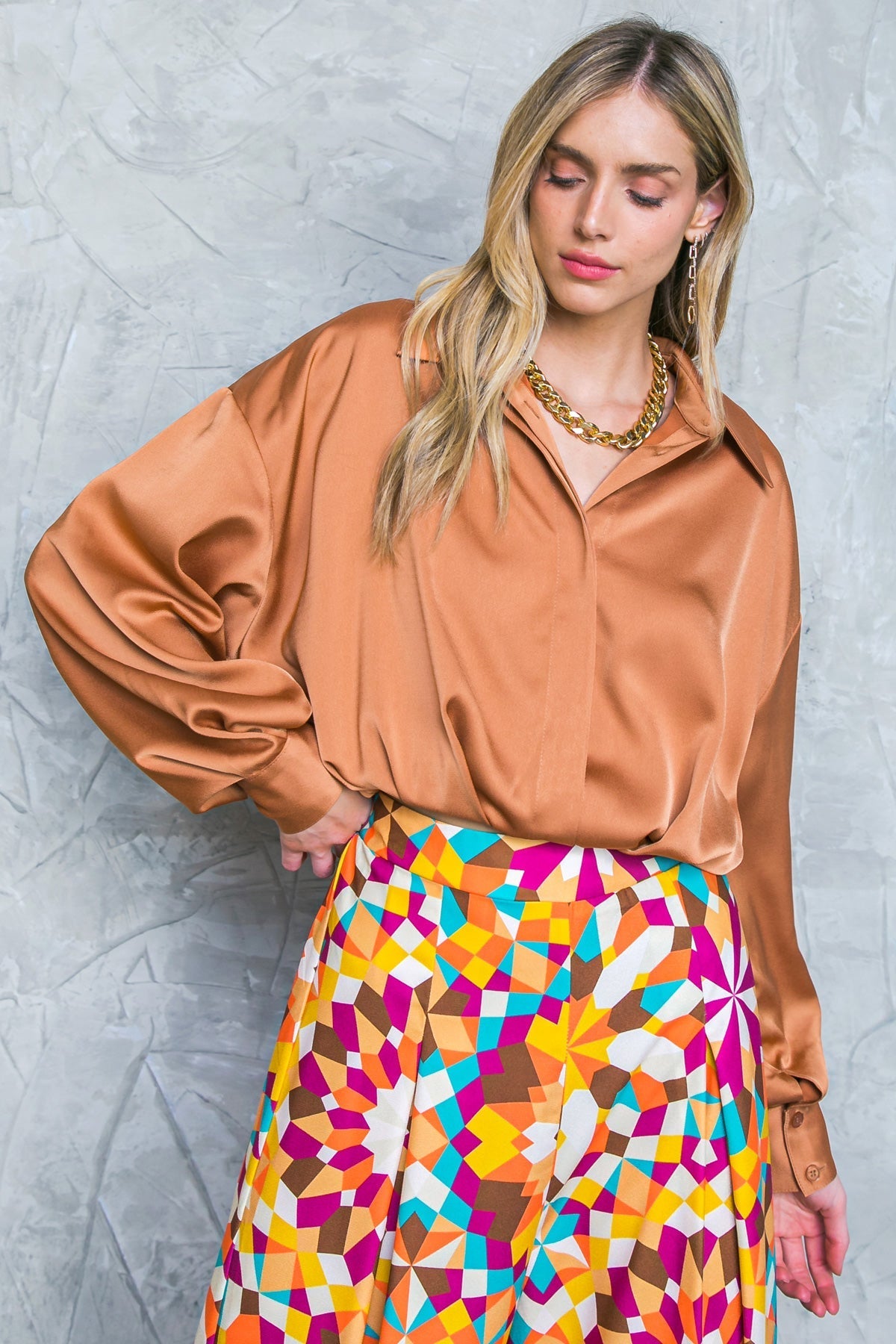 GRACEFUL MOVEMENTS WOVEN TOP Flying Tomato