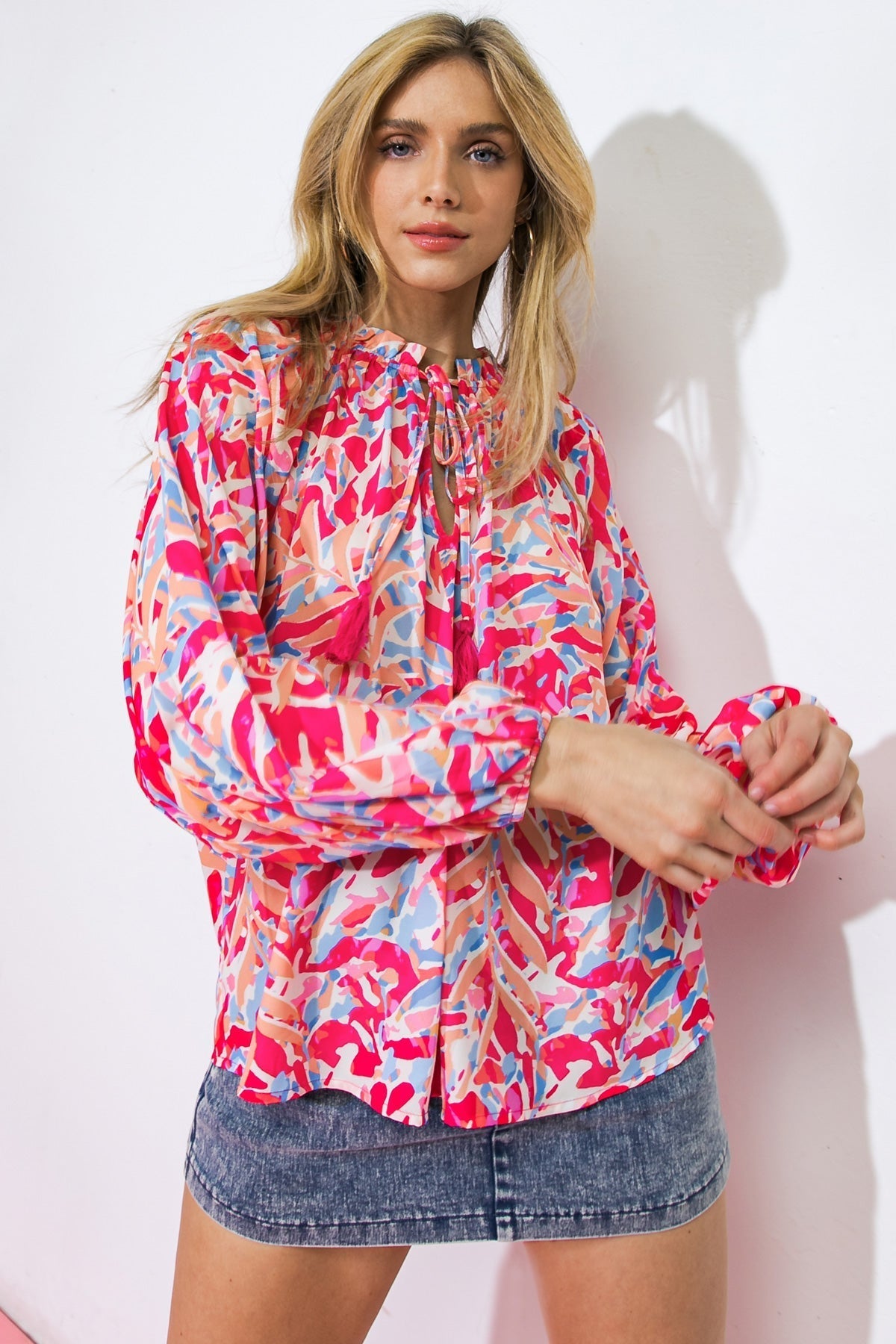 MISTLETOE MOMENT WOVEN TOP Flying Tomato