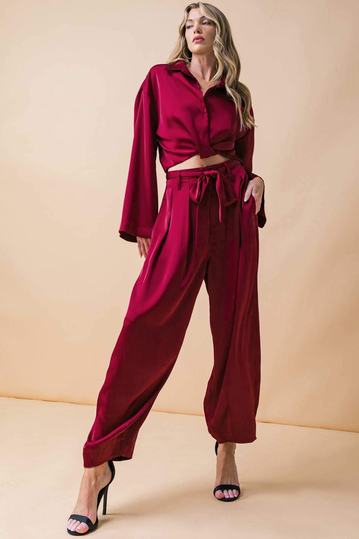 POWERFUL CHARM WOVEN SATIN TOP Flying Tomato