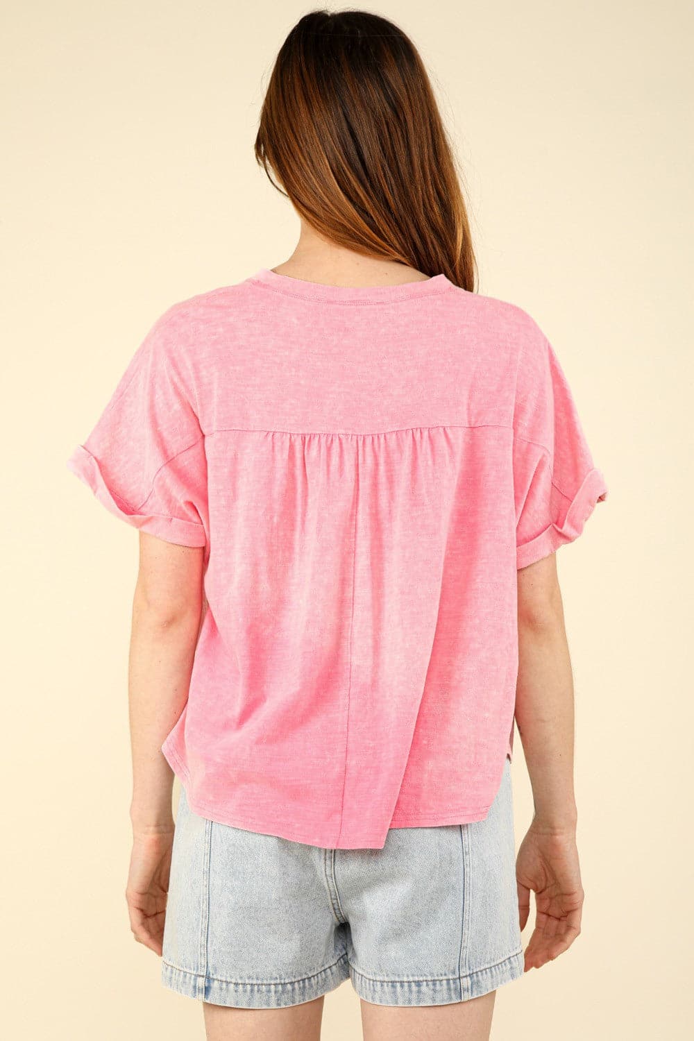 VERY J Nochted Short Sleeve Washed T-Shirt.