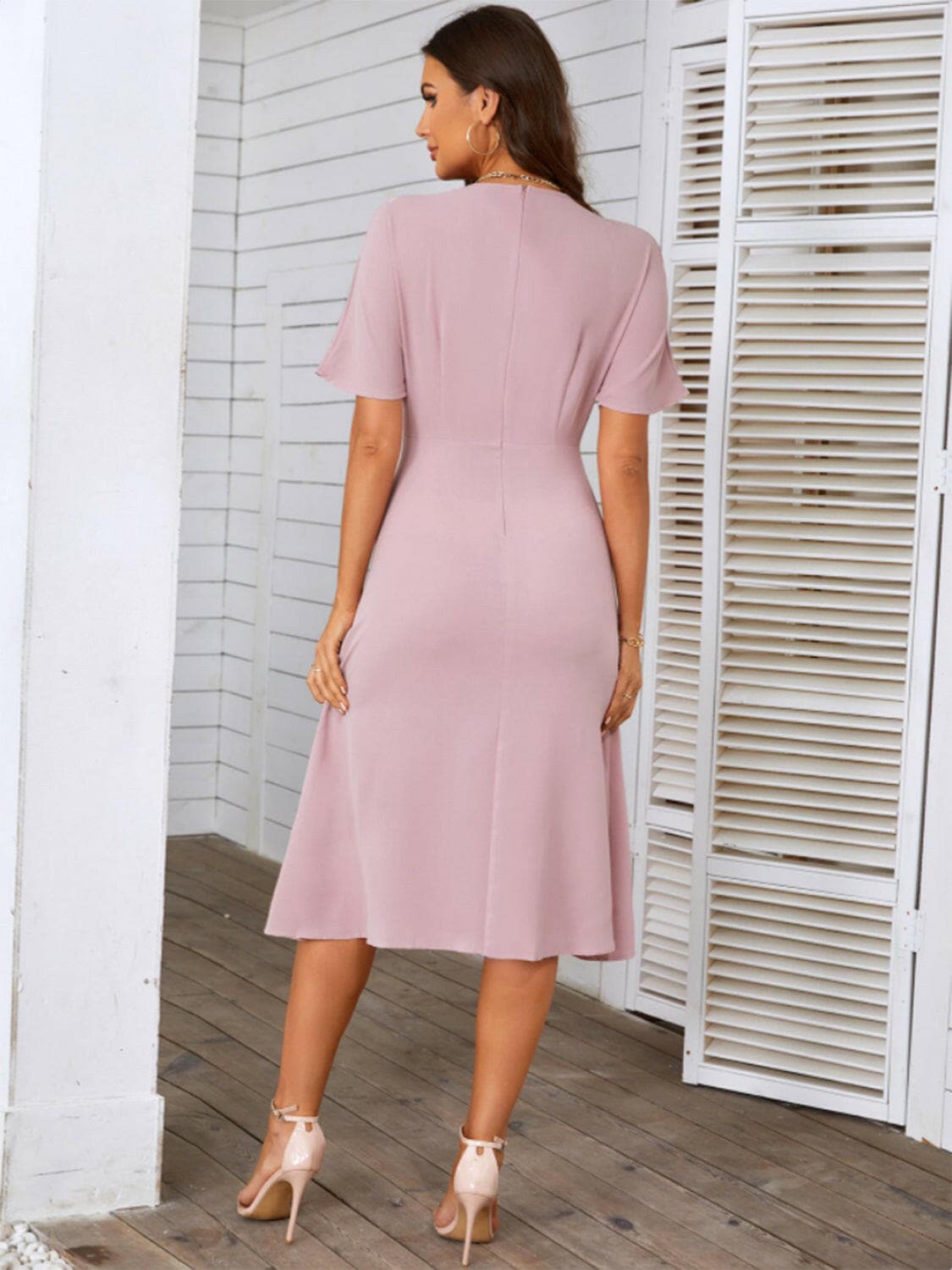 Round Neck Short Sleeve Midi Dress.