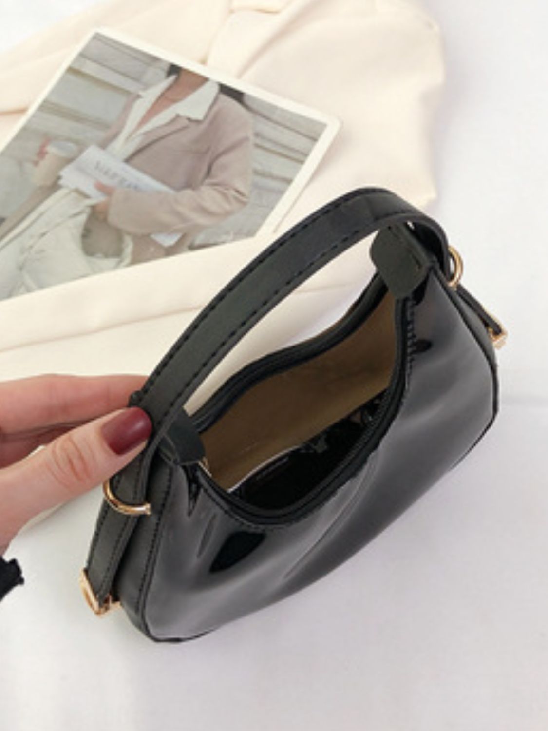 Chic mini crossbody bag in PU leather