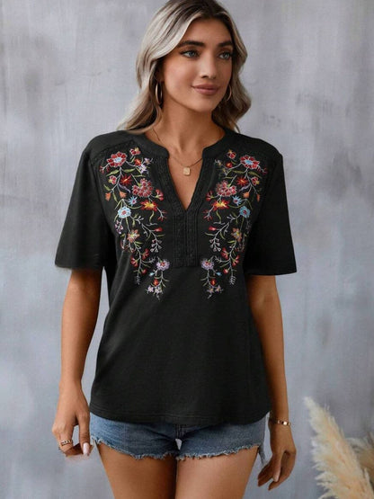 Embroidered Notched Short Sleeve T-Shirt.