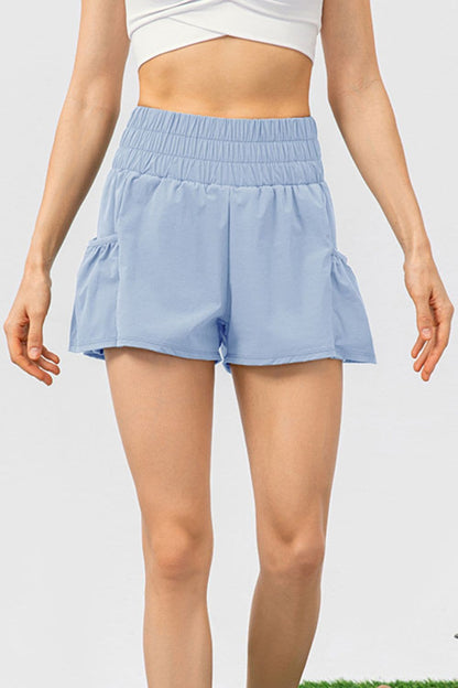 Elastic Waist Pocketed Active Shorts.