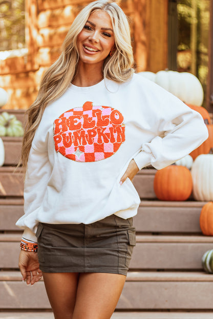 Autumn vibes: White pumpkin patch pullover sweatshirt