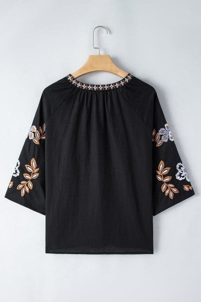 Embroidered V-Neck Three-Quarter Sleeve BlouseFeatures: Embroidered
Sheer: Opaque
Stretch: No stretch
Material composition: 100% cotton
Care instructions: Machine wash cold. Tumble dry low.
Imported


Size
US
BuLove Salve -Quarter Sleeve BlouseShirts