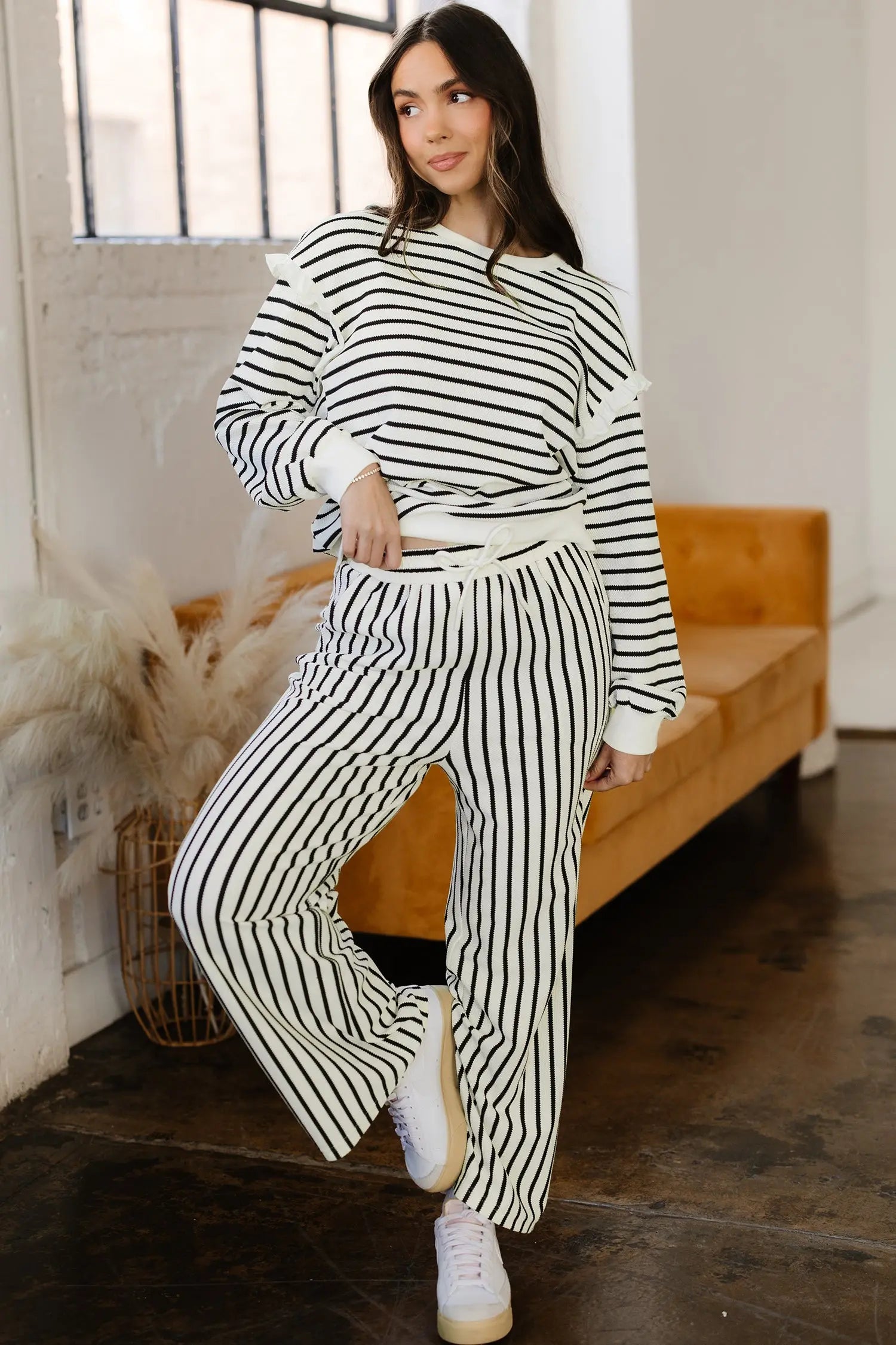 White Stripe Ruffle Trim Drop Shoulder Top And Drawstring Relaxed Pant Set Dear-Lover Dropshipping