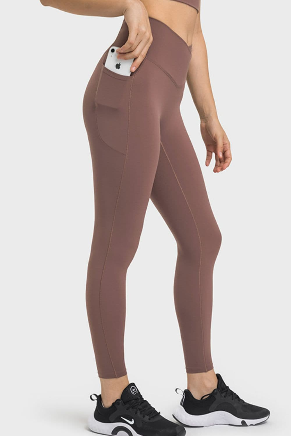 V-Waist Yoga Leggings with Pockets.