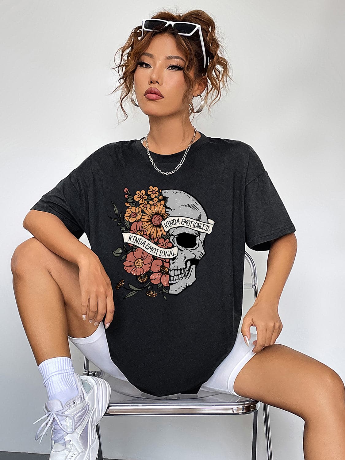 Graphic Print Round Neck Tee with Short Sleeves