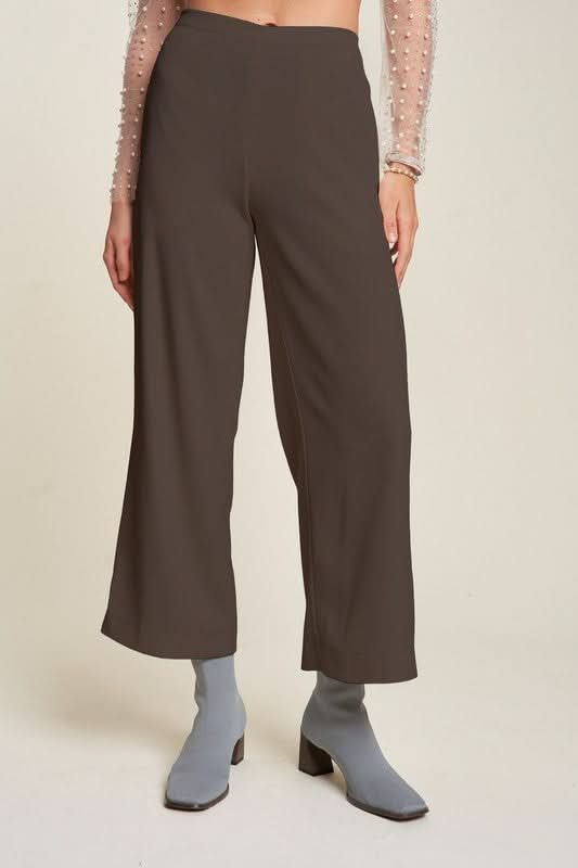 Davi & Dani Chic Wide Leg Trousers