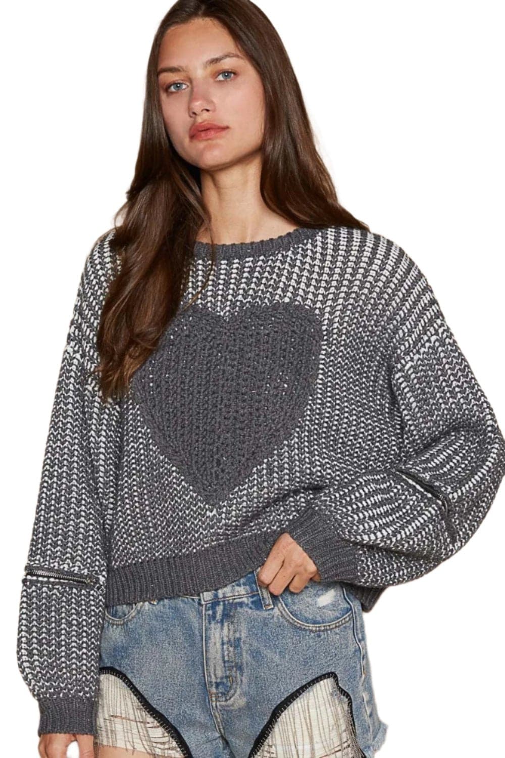 Heart patch sweater with zippers