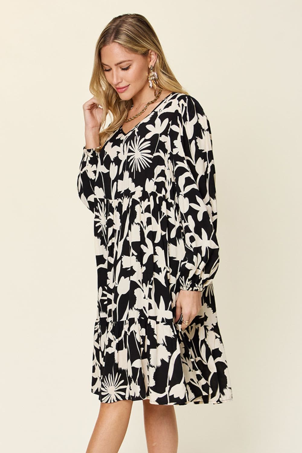 Chic printed ruffle hem dress with pockets for every body type