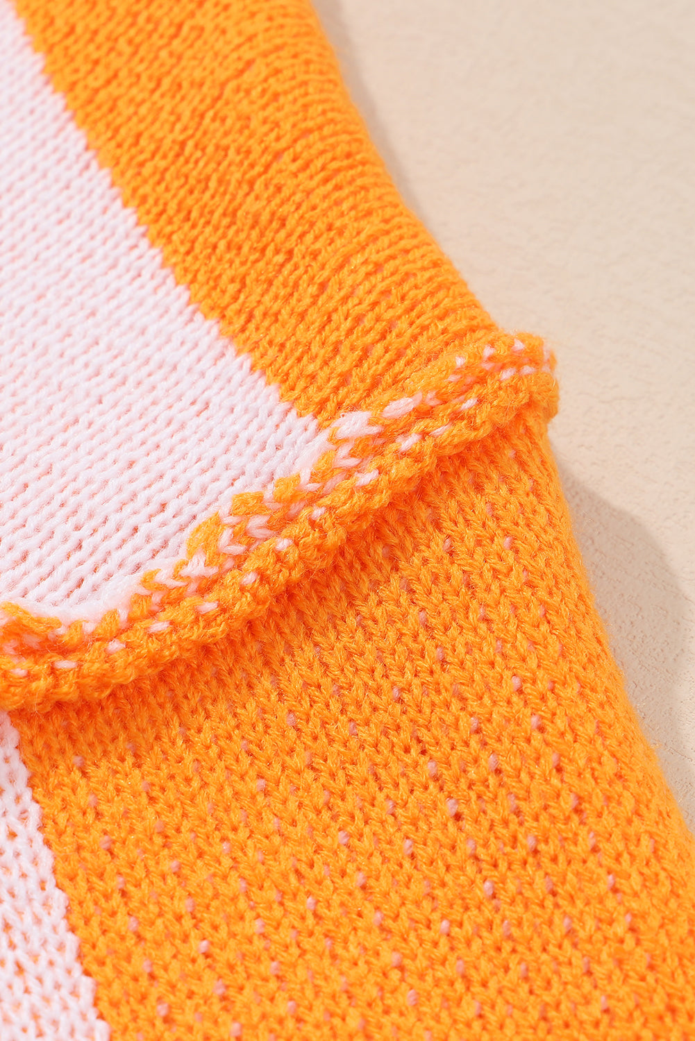 Chic orange checkered bishop sleeve knit sweater