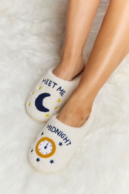 Melody Printed Plush Slide Slippers.