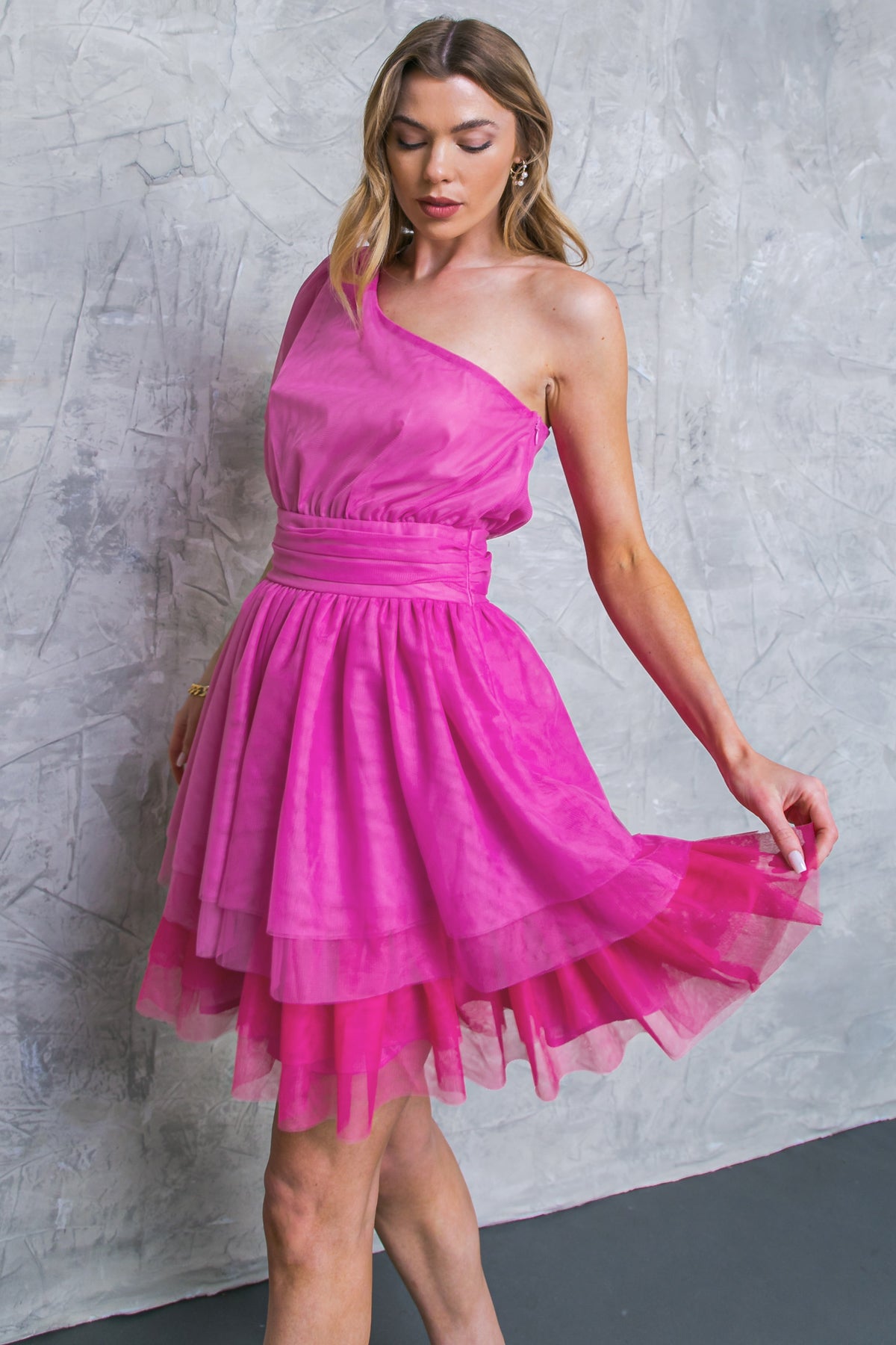 LE MILIE ROSE WOVEN MINI DRESS Flying Tomato