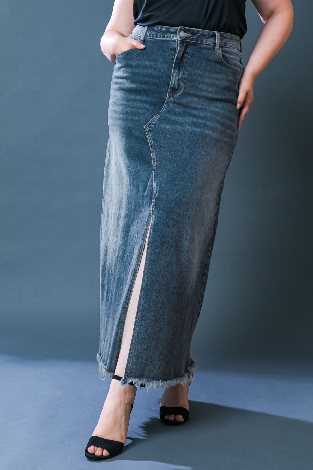 DENIM DREAMS HIGH-SLIT SKIRT