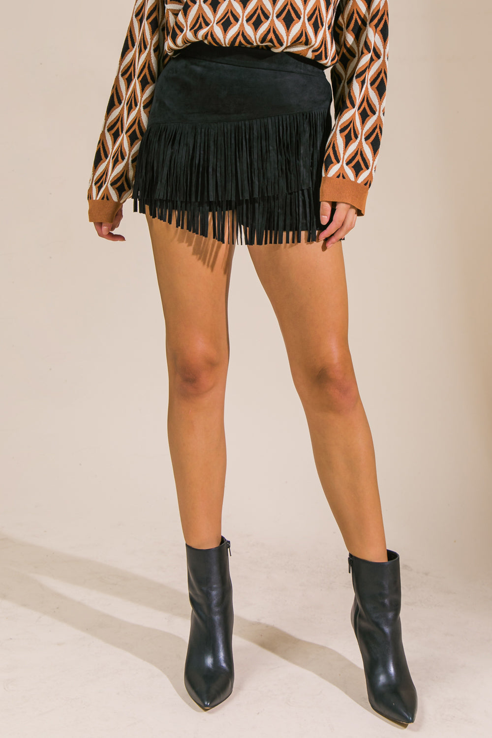 MAKE SOME PLANS SUEDE SKORT Flying Tomato