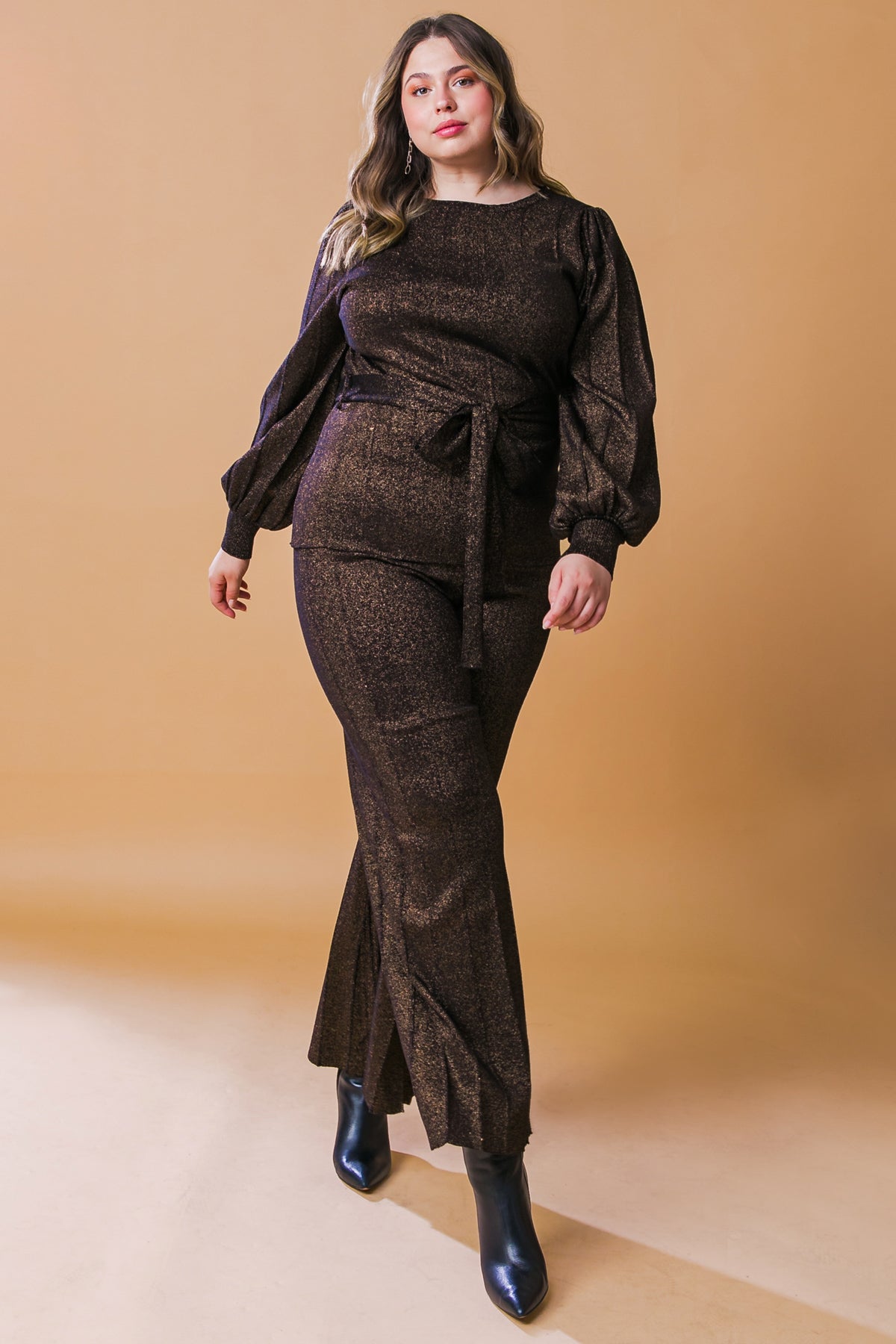 STUNNING STANCE METALLIC SWEATER TUNIN AND PANT SET Flying Tomato