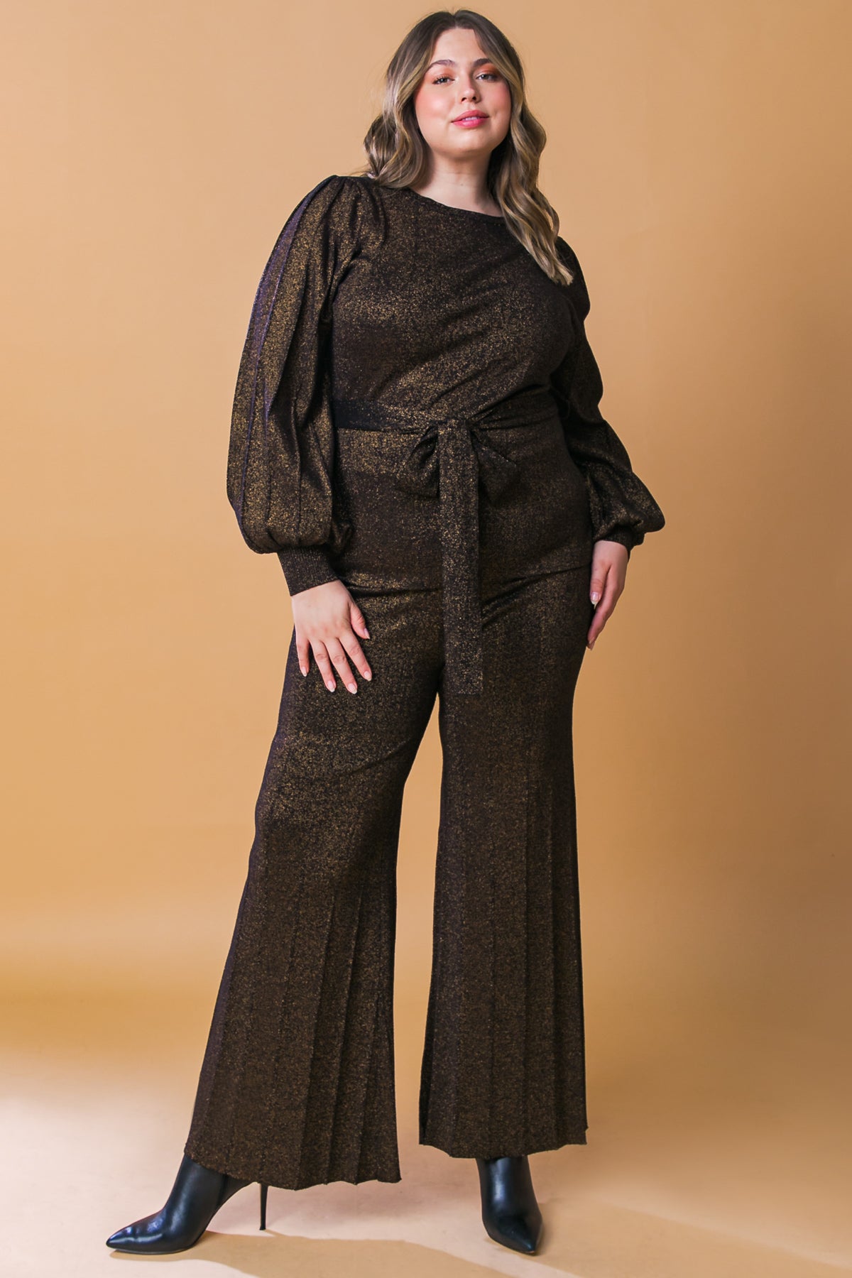 STUNNING STANCE METALLIC SWEATER TUNIN AND PANT SET Flying Tomato