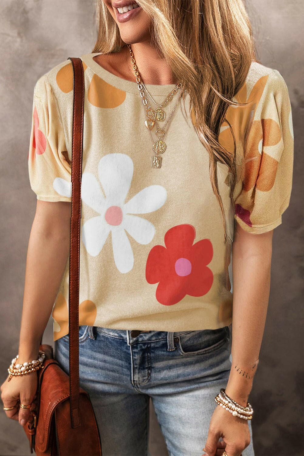 Chic Floral Short Sleeve TopChic Floral Short Sleeve Top
 
 
Elegant Design: Elevate your style with the charming floral pattern that exudes femininity and elegance.
 
Sheer Perfection: Strike Love Salve Chic Floral Short Sleeve Topjust arrived