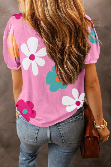 Chic Floral Short Sleeve TopChic Floral Short Sleeve Top
 
 
Elegant Design: Elevate your style with the charming floral pattern that exudes femininity and elegance.
 
Sheer Perfection: Strike Love Salve Chic Floral Short Sleeve Topjust arrived