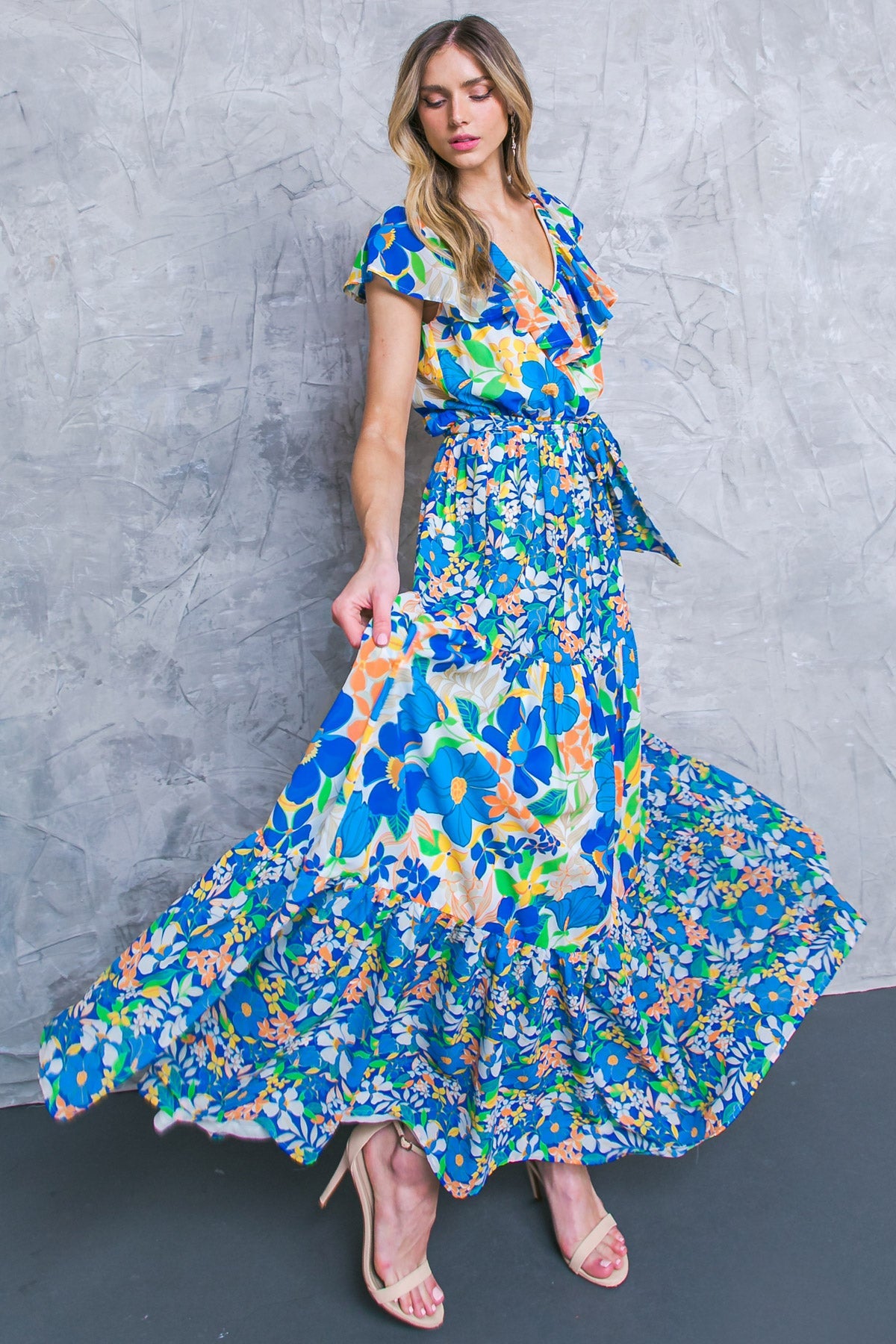 KEEP BLOOMING WOVEN MAXI DRESS