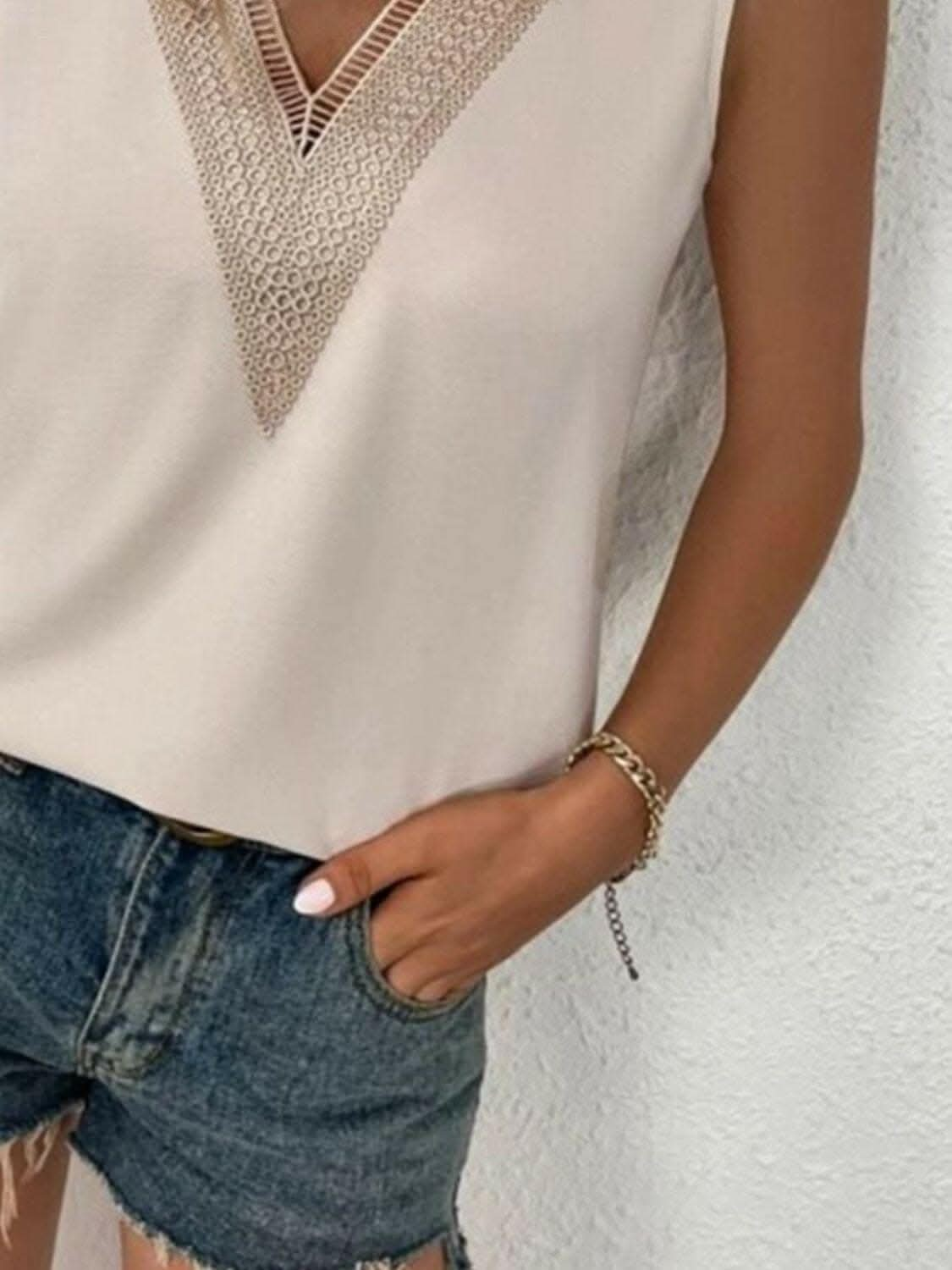 Full Size Lace Detail V-Neck Tank - Love Salve