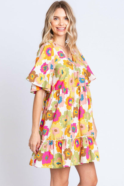 Enchanting Floral V-Neck Ruffle Hem DressExperience Timeless Elegance
 Elevate your wardrobe with our Enchanting Floral V-Neck Ruffle Hem Dress, a piece designed to effortlessly capture romance and femininiLove Salve -Neck Ruffle Hem DressColor