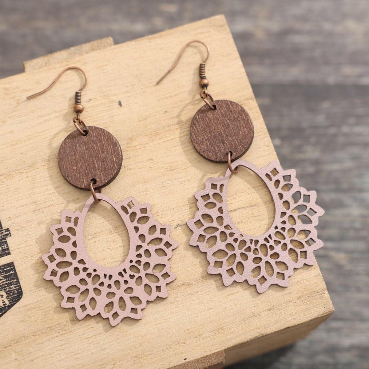 Geometric Cutout Dangle Earrings - Love Salve