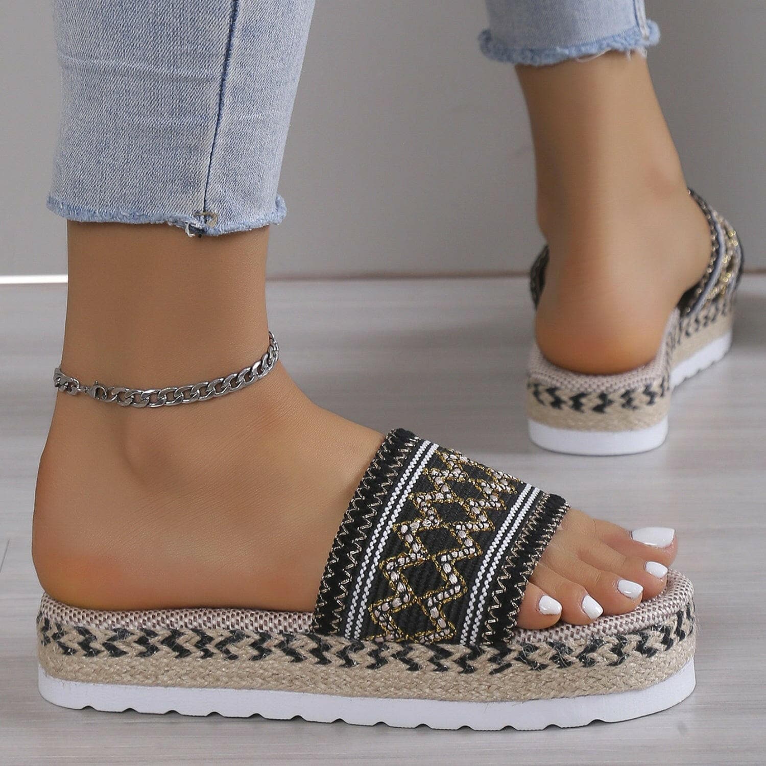 Geometric Weave Platform Sandals - Love Salve