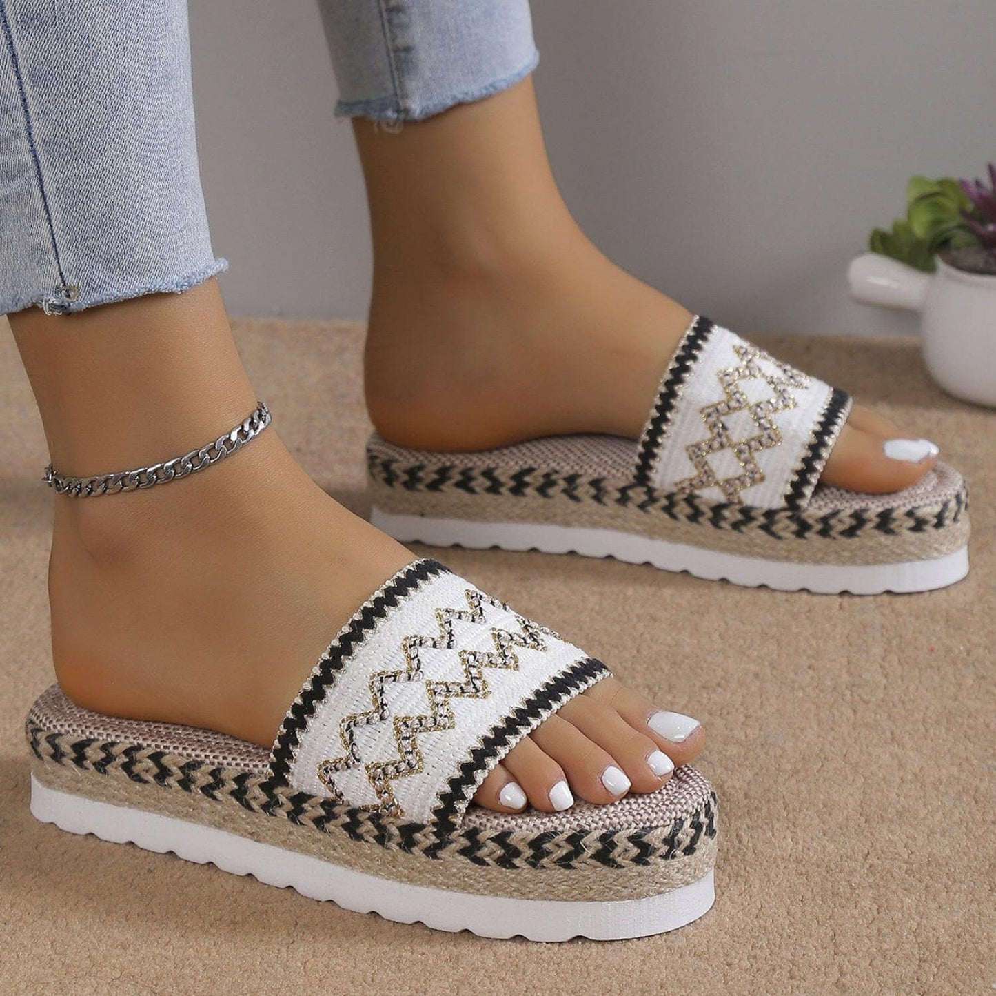 Geometric Weave Platform Sandals - Love Salve